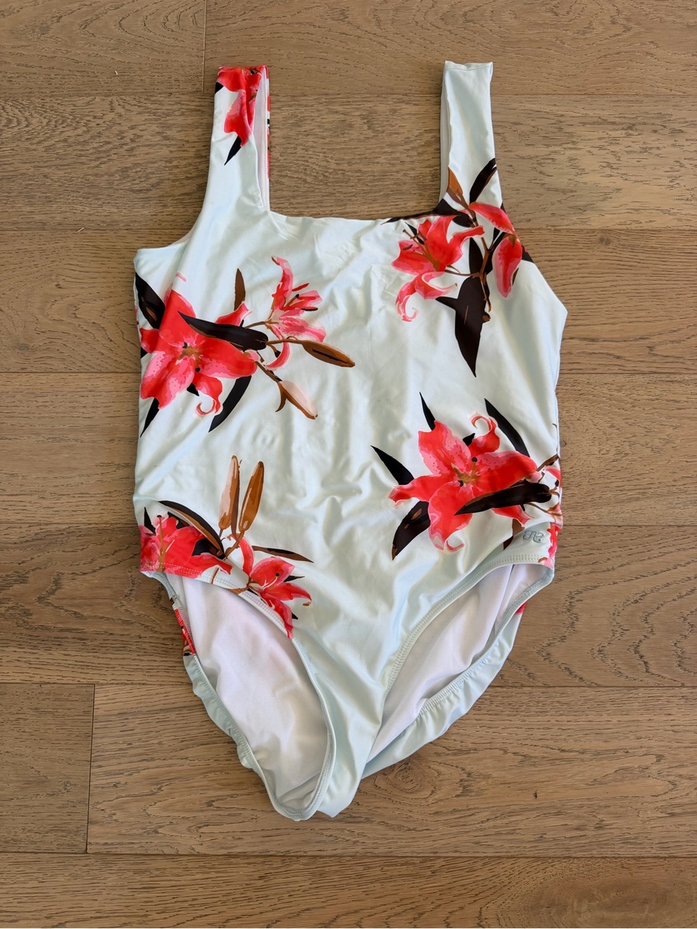 Albion Fit Swimsuit Venice One Piece Sea Glass Floral Mint Green Size XL